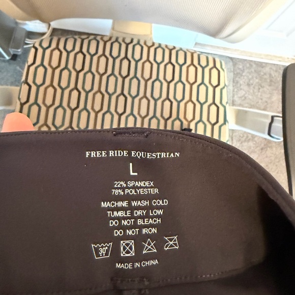 Free Ride Equestrian grey Riding Pants - Picture 2 of 3